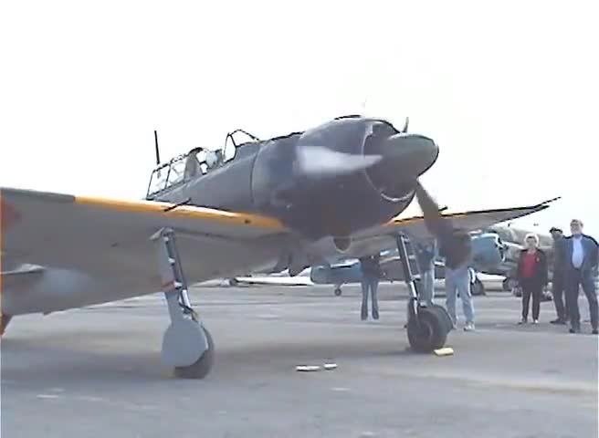 Radial engines: the sound of round. Turn up your volume. join list: AwesomeAircraft (117 subs)Mention History.. Damn that is a great noise.  I prefer the steady chugga chugga of a steam train but damn if this sound isn’t music to my ears. 