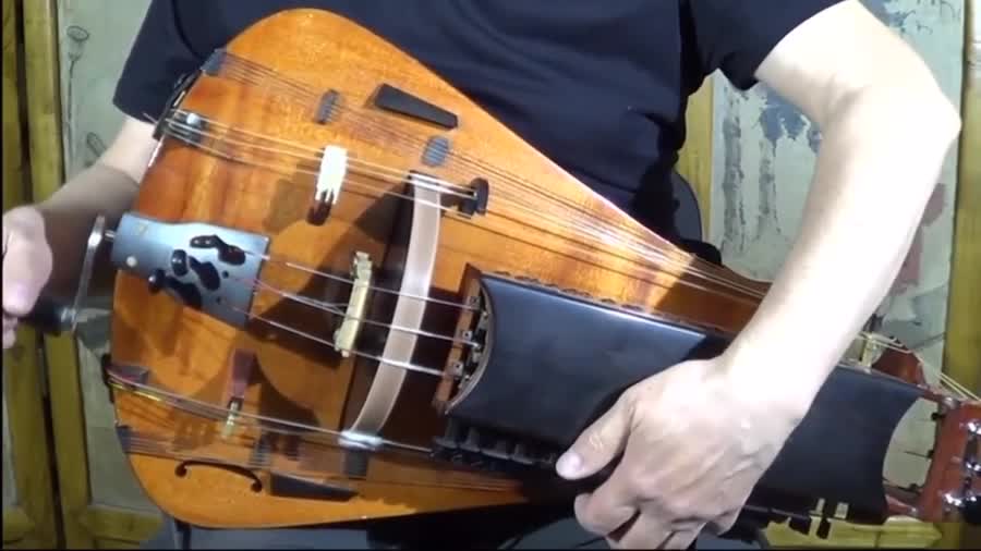 Hurdy Gurdy snippets with sound. .. so I can basically have a band in the palm of my hands?