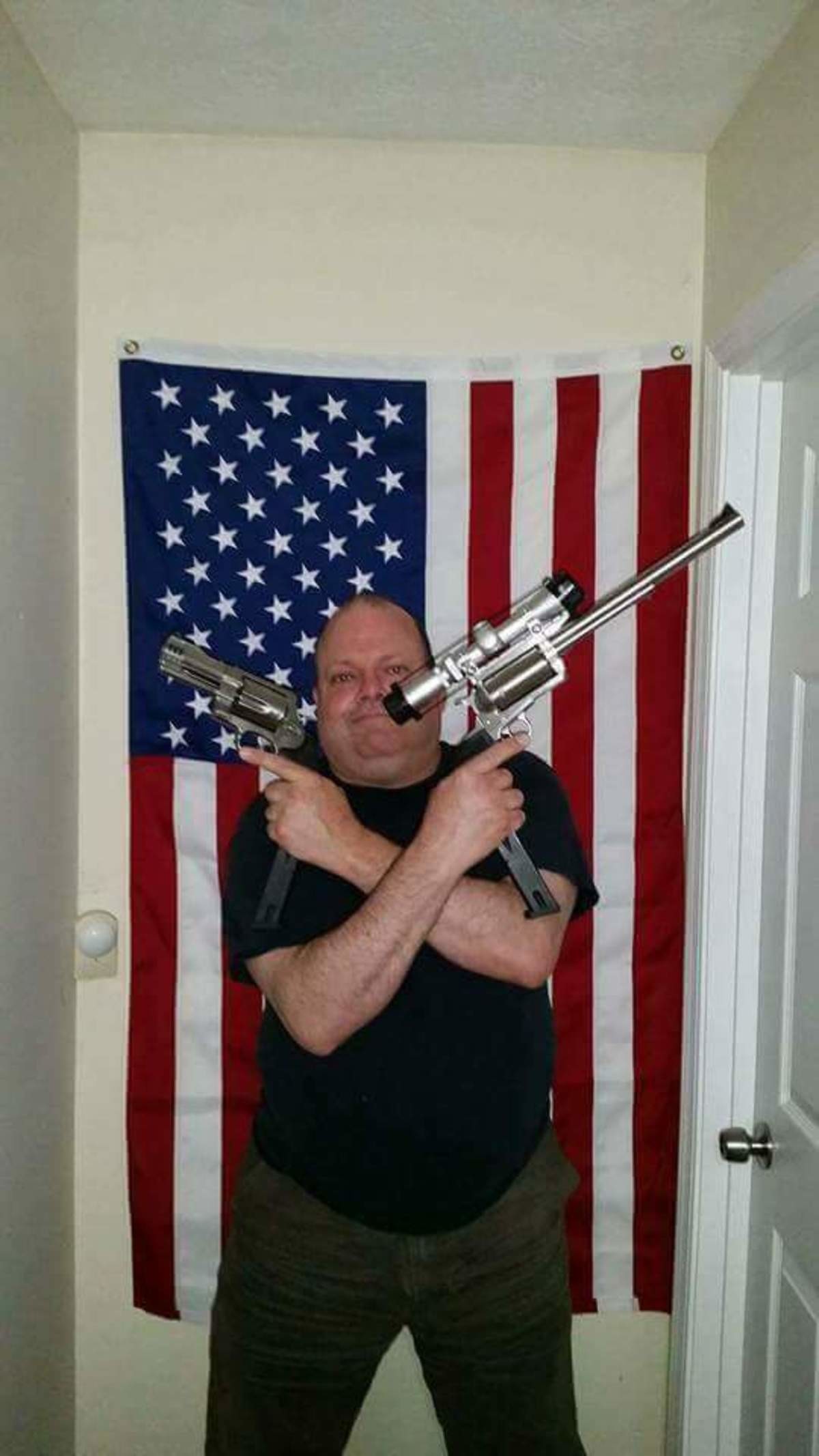 healthy oafish Snake. join list: Gavncomps (1266 subs)Mention History.. Didn't this guy start this trend? Like he was tryin' to act thug, but everyone mocked him cause he was holding a mag on a revolver