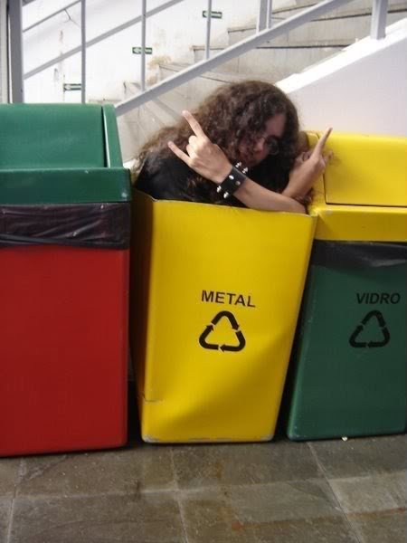 metal recycling, you're doing it wrong. yup&lt;br /&gt; found it somewhere.. Ok. I have seen this pic like HUNDREDS of times. im not calling repost or anything. but this random person. LOOKS EXACTLY LIKE ME. no joke. I want to meet him,I