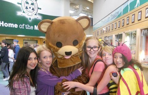 Theres a pedobear in our school!. Deds to bradennbl.