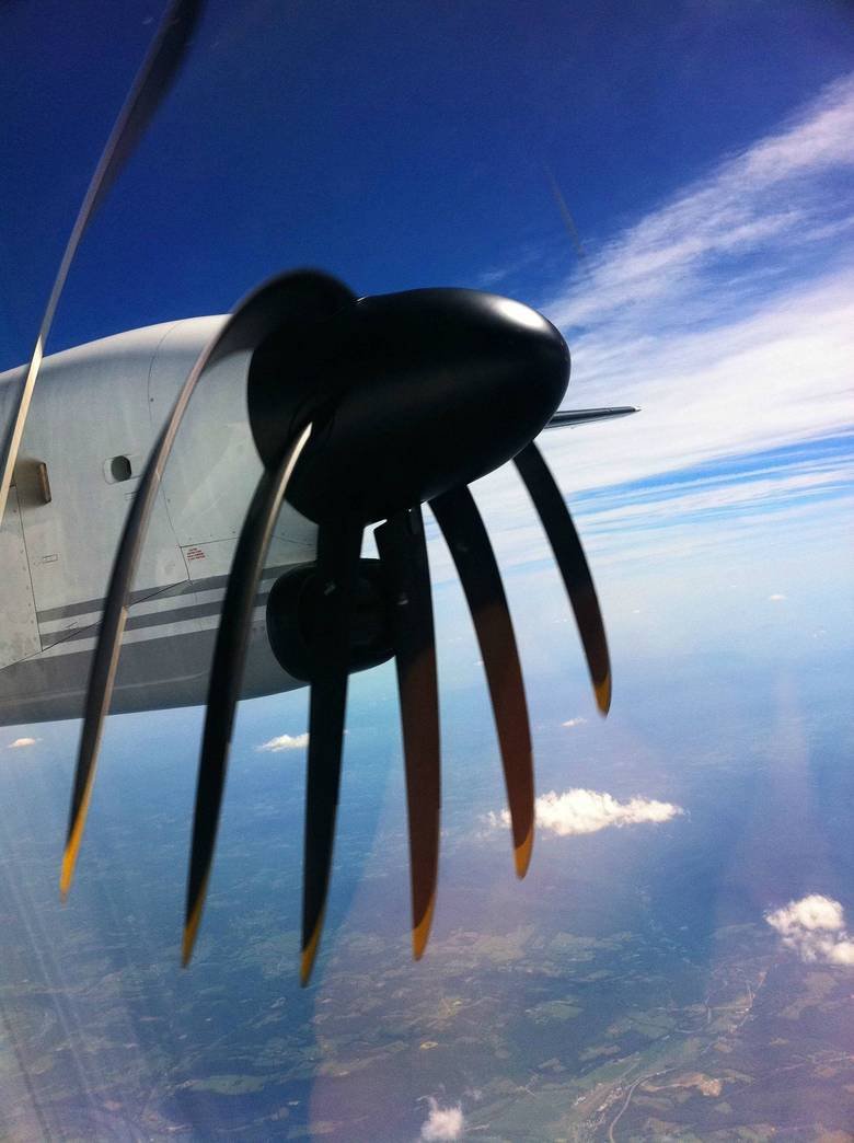 Weird Picture of Propeller. Took on Iphone, wtf??? If you like, thumbs up xD.. wtf, what kind of plane was that?